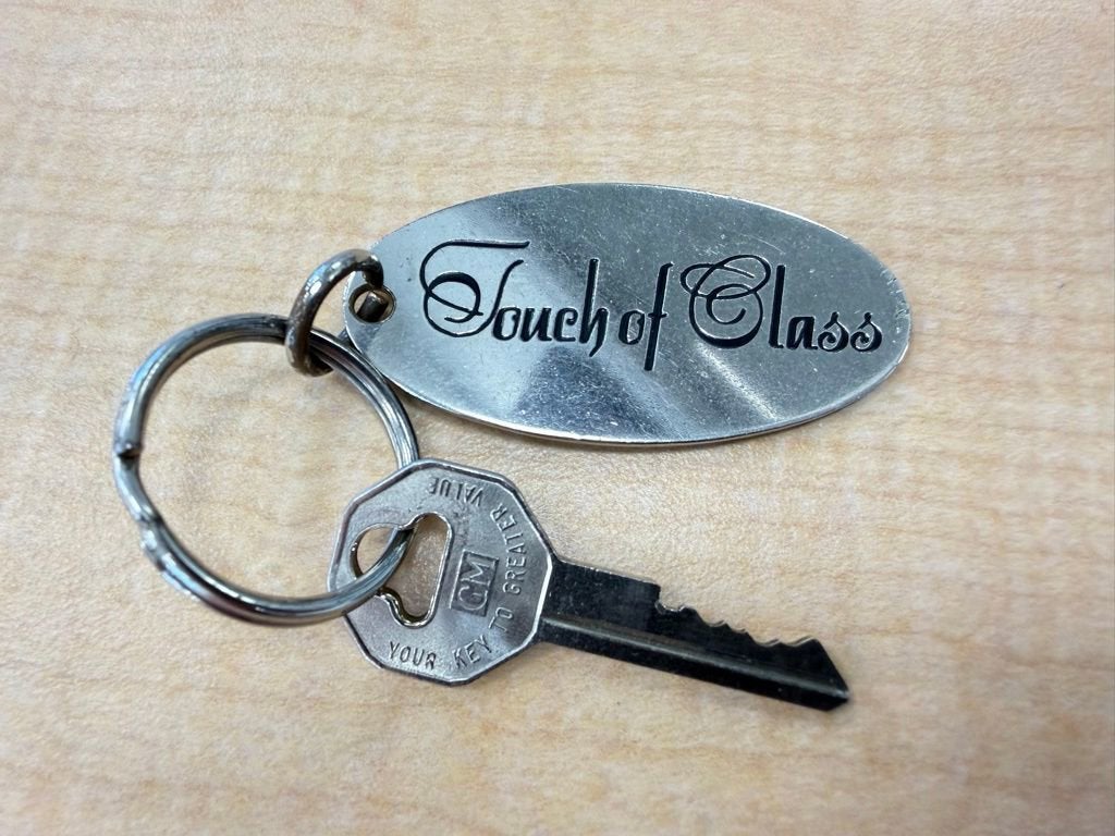 1960 Chevrolet CORVETTE COUPE Base