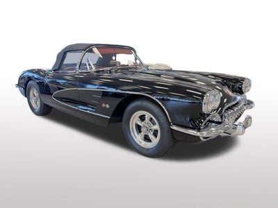 1960 Chevrolet CORVETTE COUPE Base
