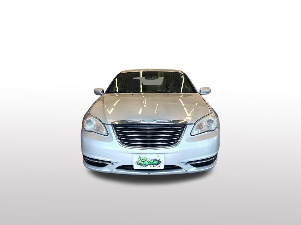 2012 Chrysler 200 Touring