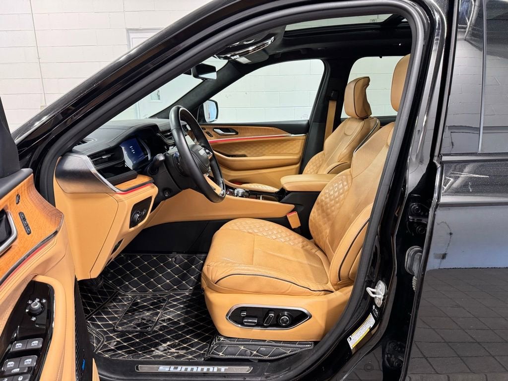 2022 Jeep Grand Cherokee L Summit Reserve