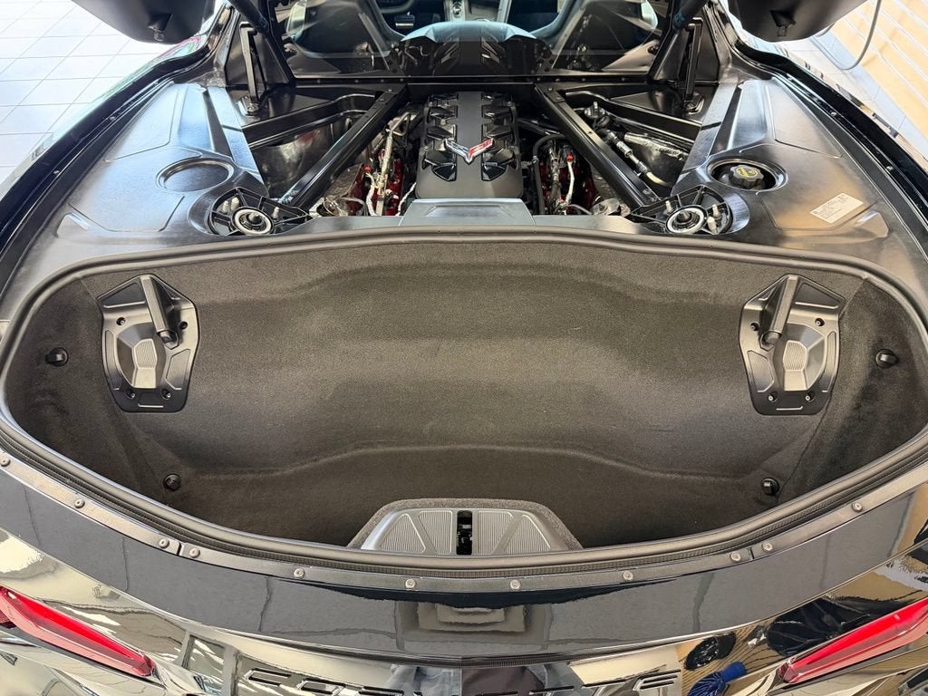 2027 Chevrolet Corvette 1LT - Photo 22