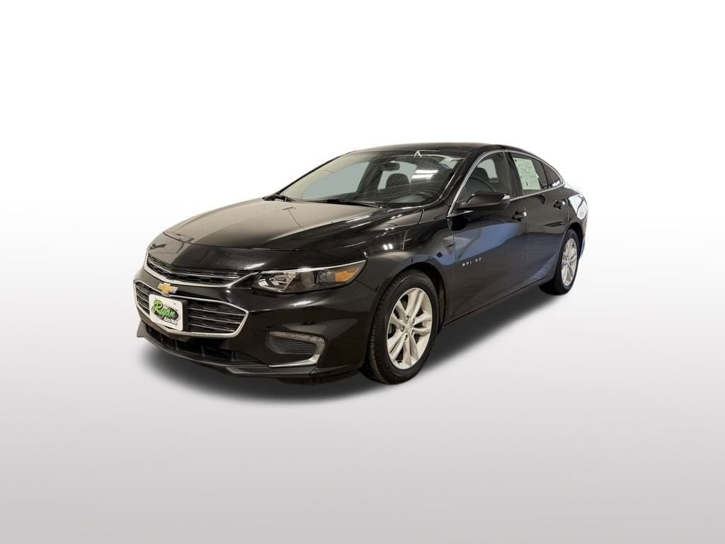 Used 2018 Chevrolet Malibu 1LT with VIN 1G1ZD5ST5JF156798 for sale in Buffalo, Minnesota