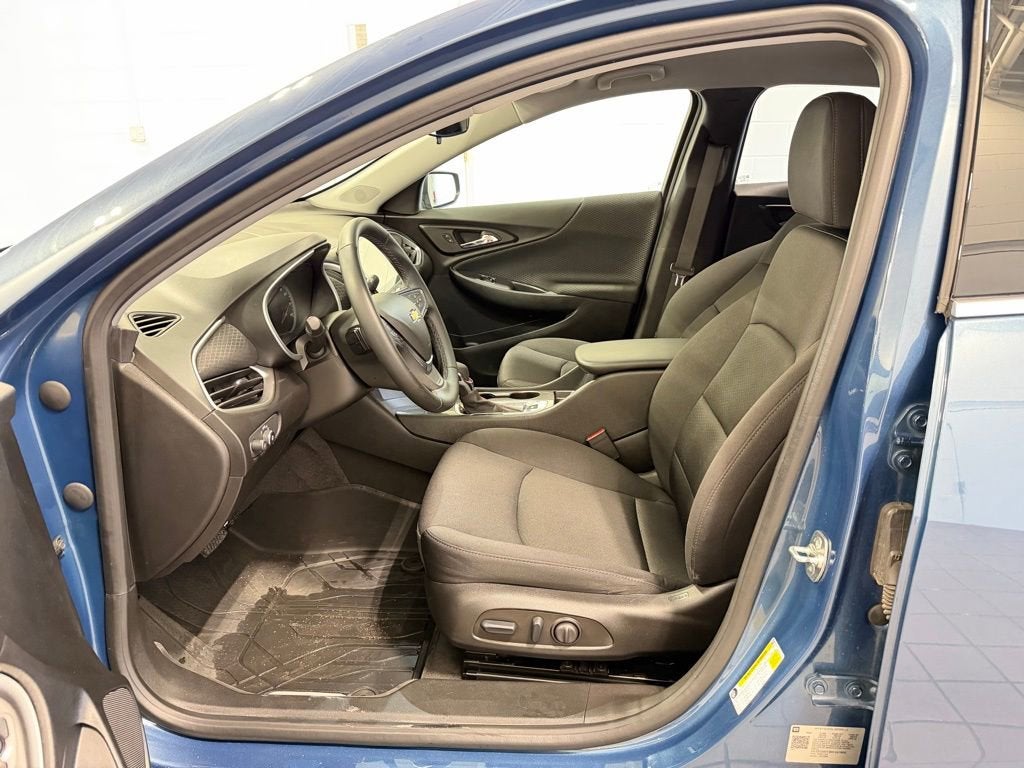 2024 Chevrolet Malibu RS