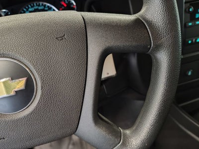 2023 Chevrolet Express Passenger 3500 1LS