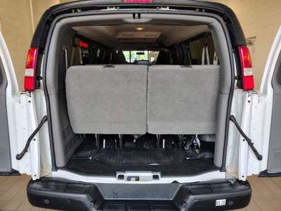 2023 Chevrolet Express Passenger 3500 1LS