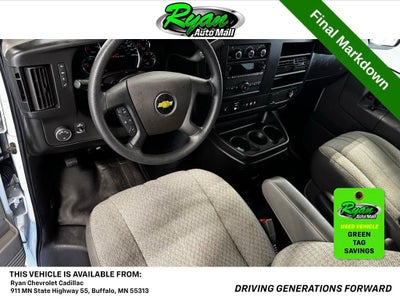 2022 Chevrolet Express Passenger 3500 1LS