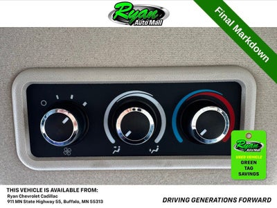 2022 Chevrolet Express Passenger 3500 1LS