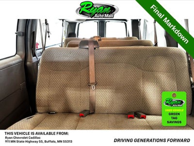 2024 Chevrolet Express Passenger 3500 1LT