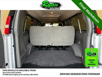 2024 Chevrolet Express Passenger 3500 1LT