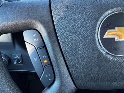 2025 Chevrolet Express Cutaway 3500 1WT