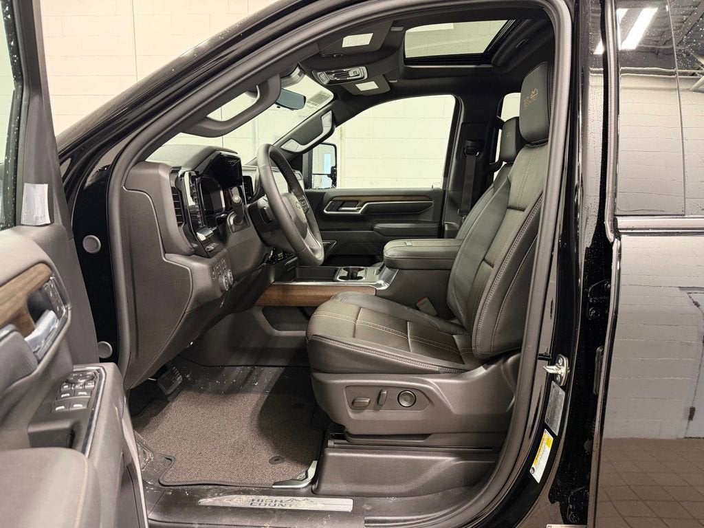 2026 Chevrolet Silverado 3500 HD High Country