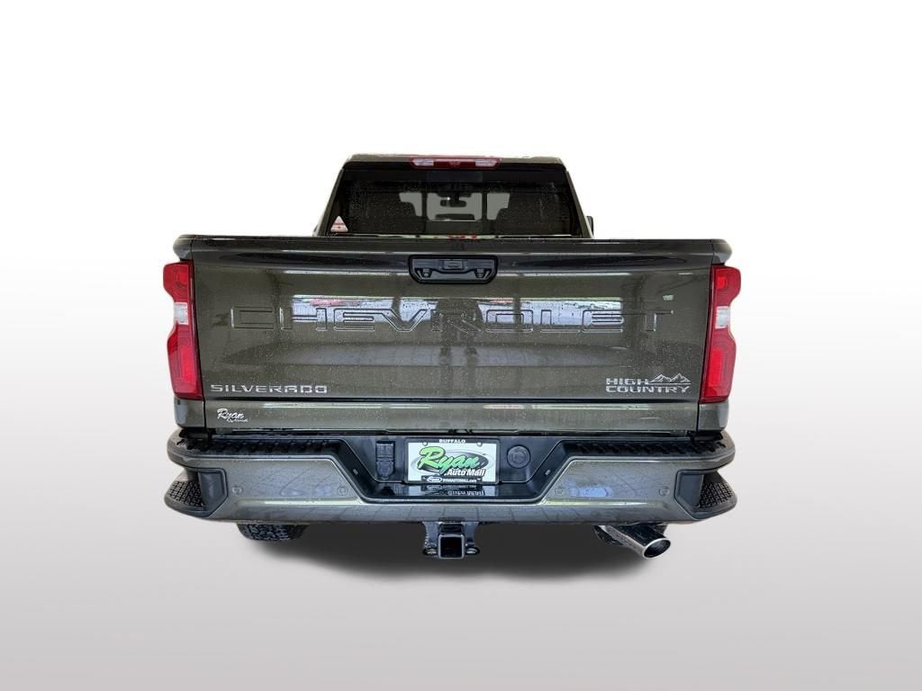 2022 Chevrolet Silverado 3500 HD High Country