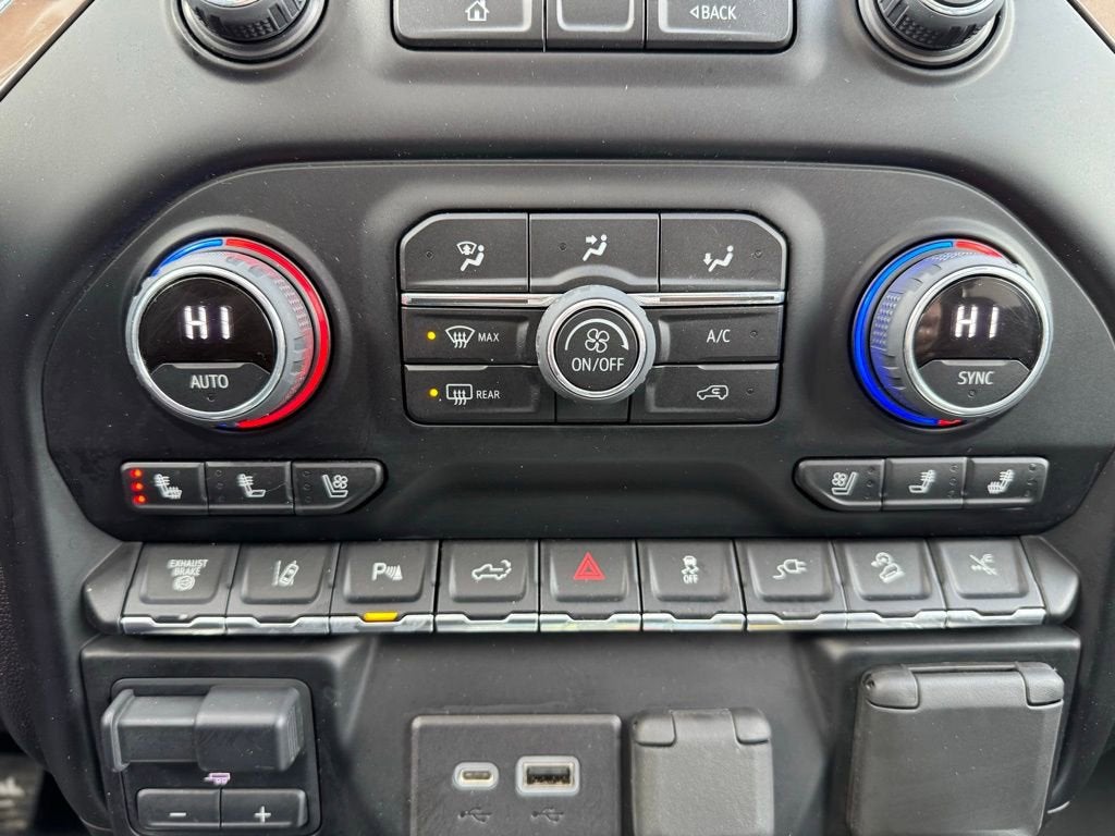 2023 Chevrolet Silverado 3500 HD High Country