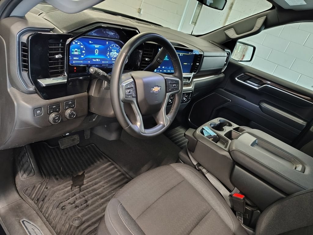 2023 Chevrolet Silverado 1500 LT (2FL)