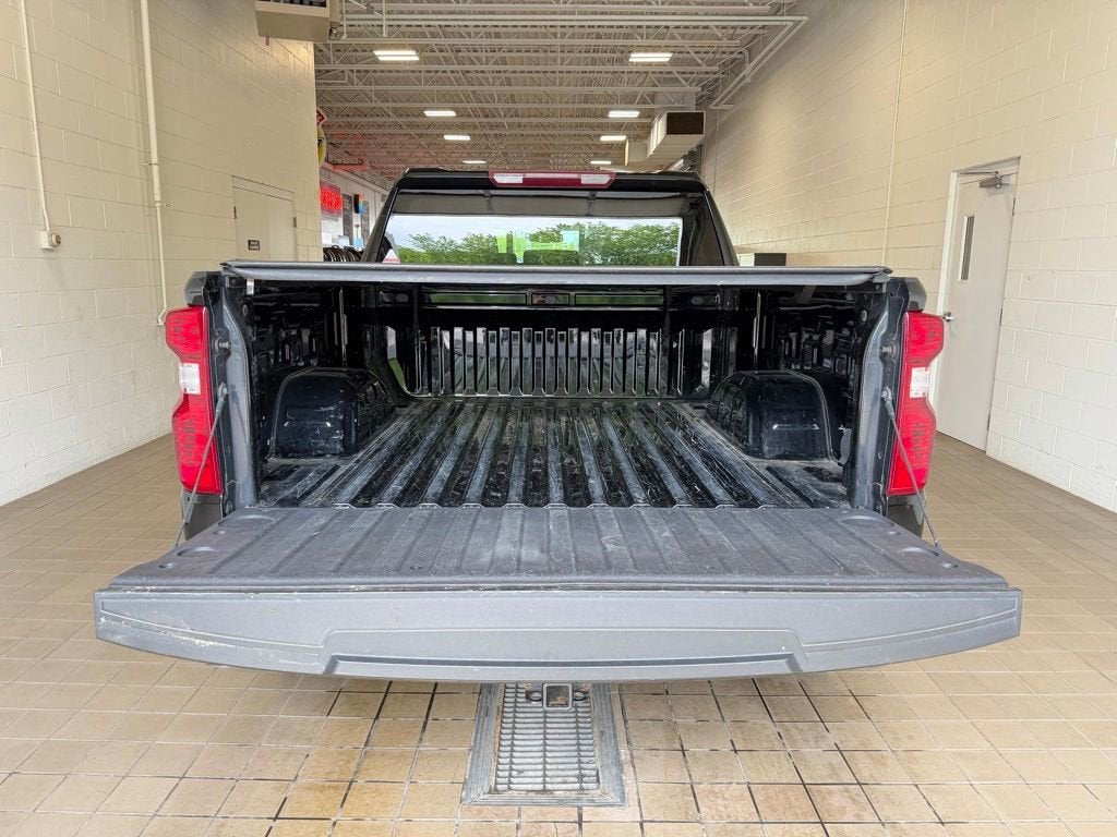 2023 Chevrolet Silverado 1500 LT (2FL)