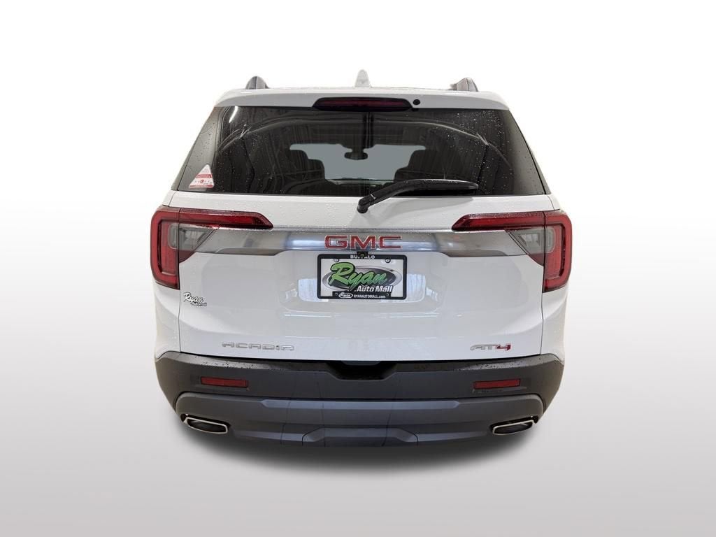2023 GMC Acadia AT4