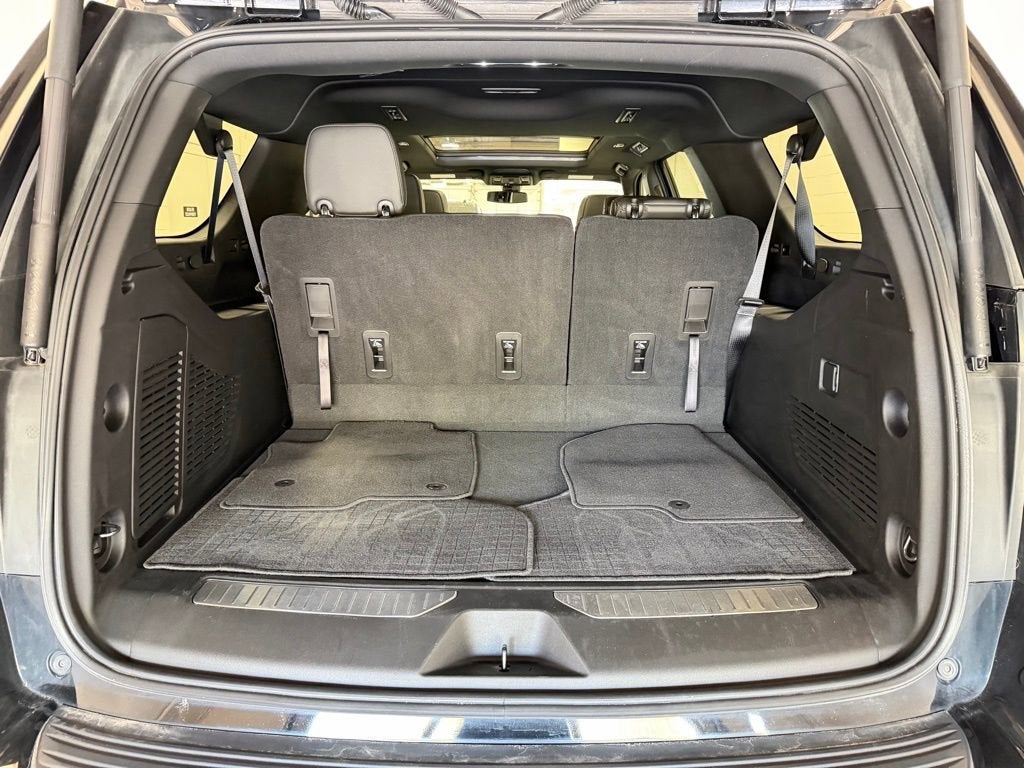 2021 Chevrolet Suburban RST