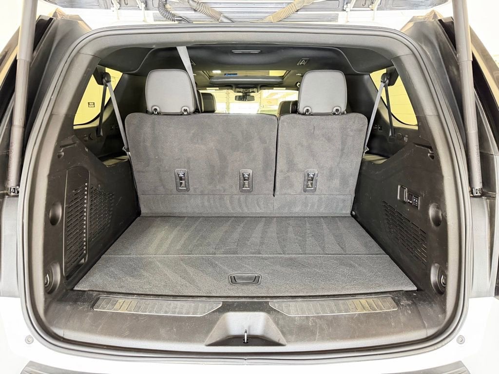 2022 Chevrolet Suburban RST