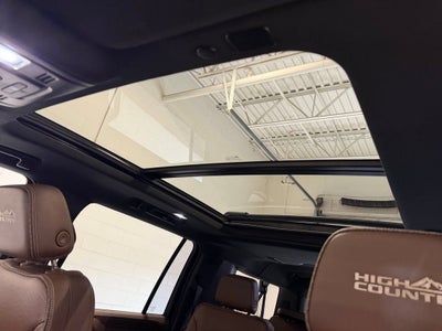 2021 Chevrolet Suburban High Country