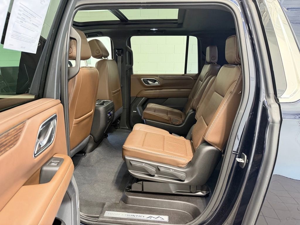 2021 Chevrolet Suburban High Country