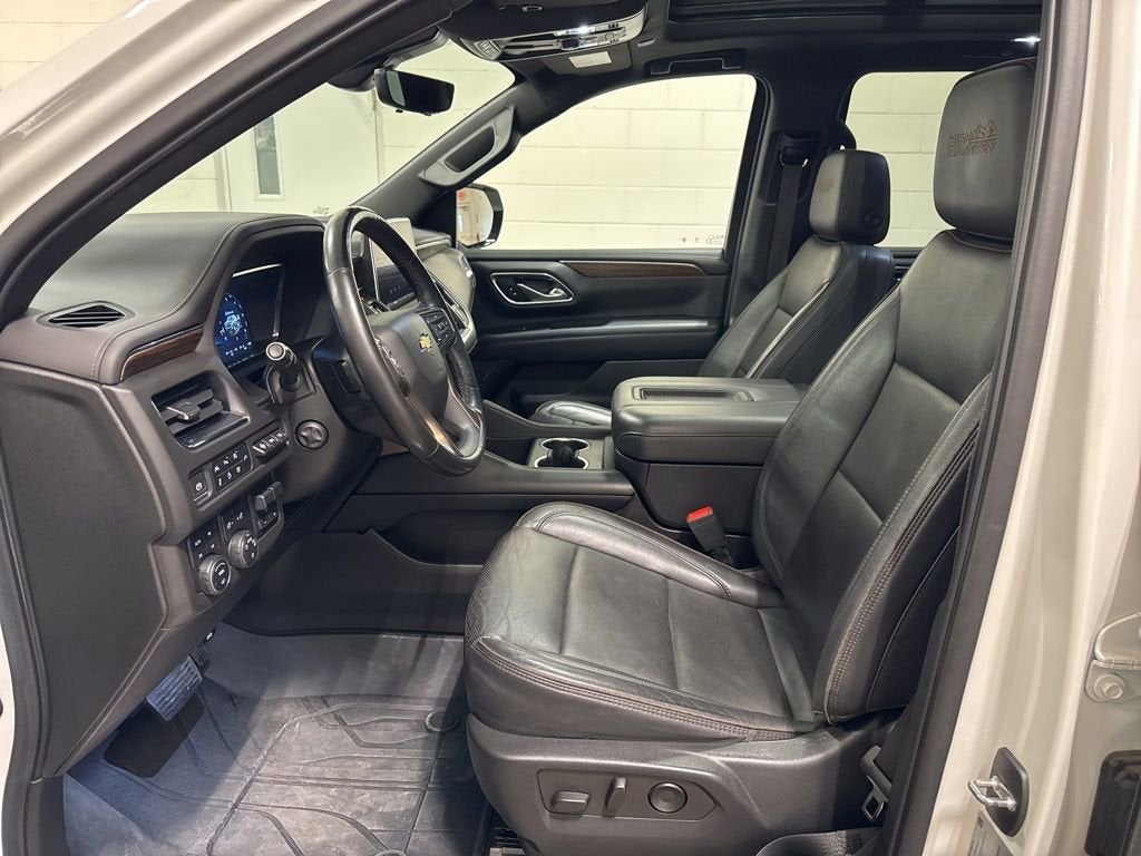 2022 Chevrolet Suburban High Country