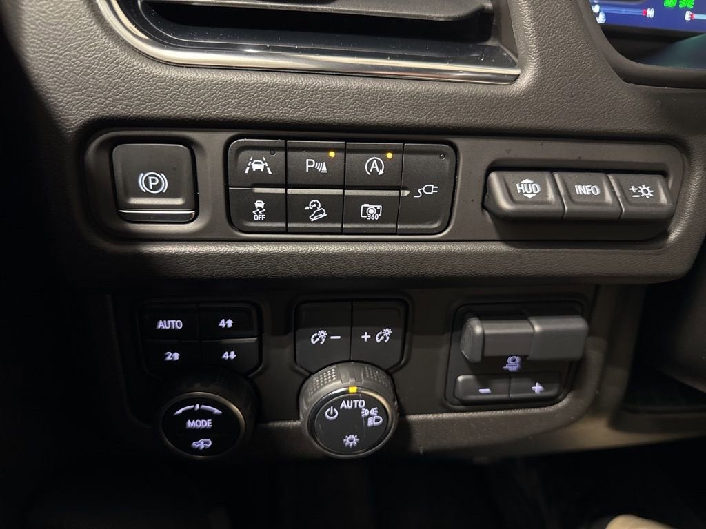 2022 Chevrolet Suburban High Country