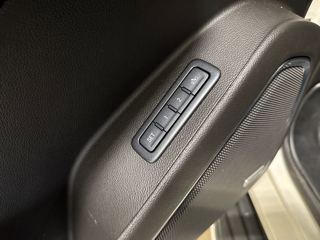 2015 Chevrolet Suburban LTZ