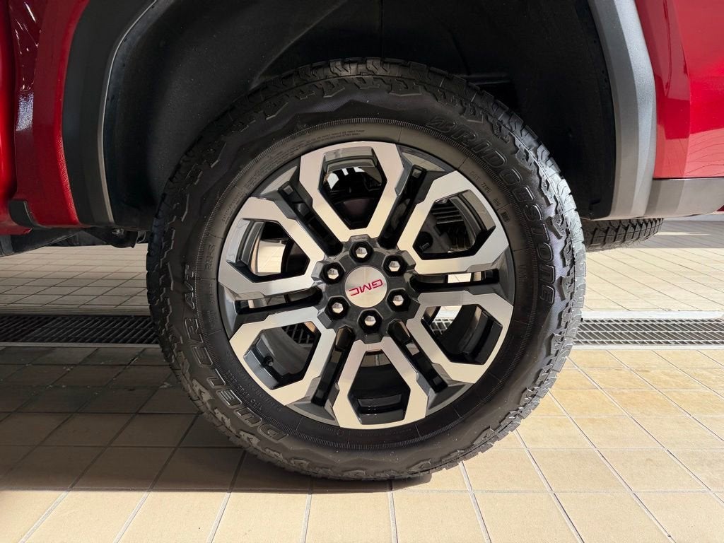 2024 GMC Canyon AT4