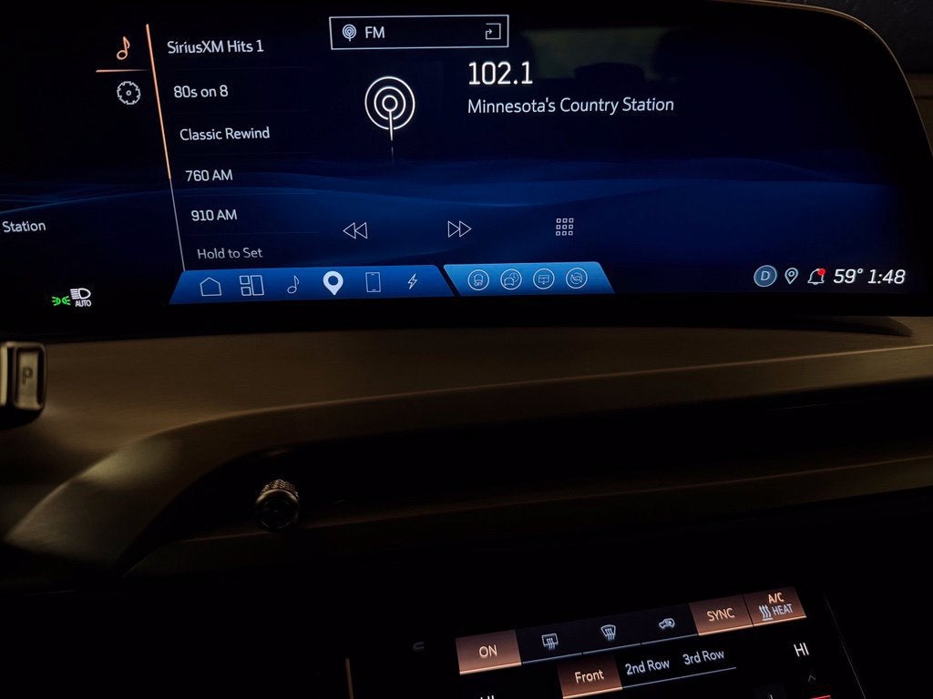 2026 Cadillac VISTIQ Sport