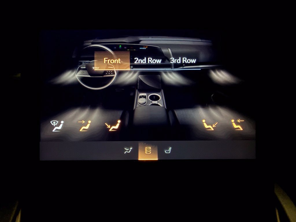 2026 Cadillac VISTIQ Sport