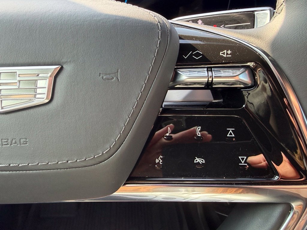 2026 Cadillac VISTIQ Platinum