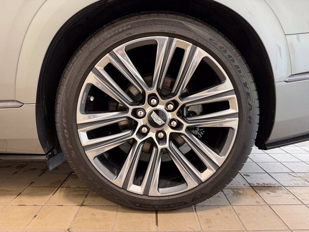 2026 Cadillac VISTIQ Platinum