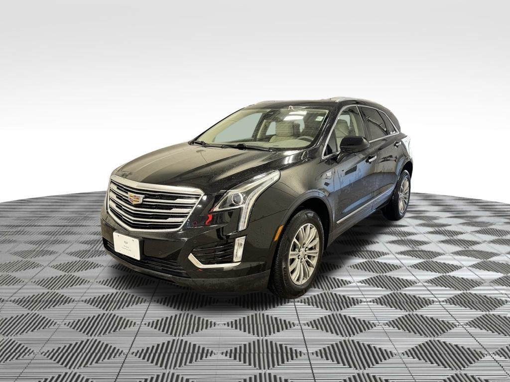 Used 2019 Cadillac XT5 Luxury with VIN 1GYKNDRS0KZ192034 for sale in Buffalo, Minnesota
