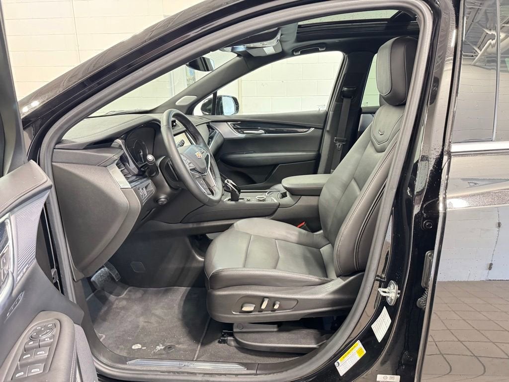 2025 Cadillac XT5 Premium Luxury