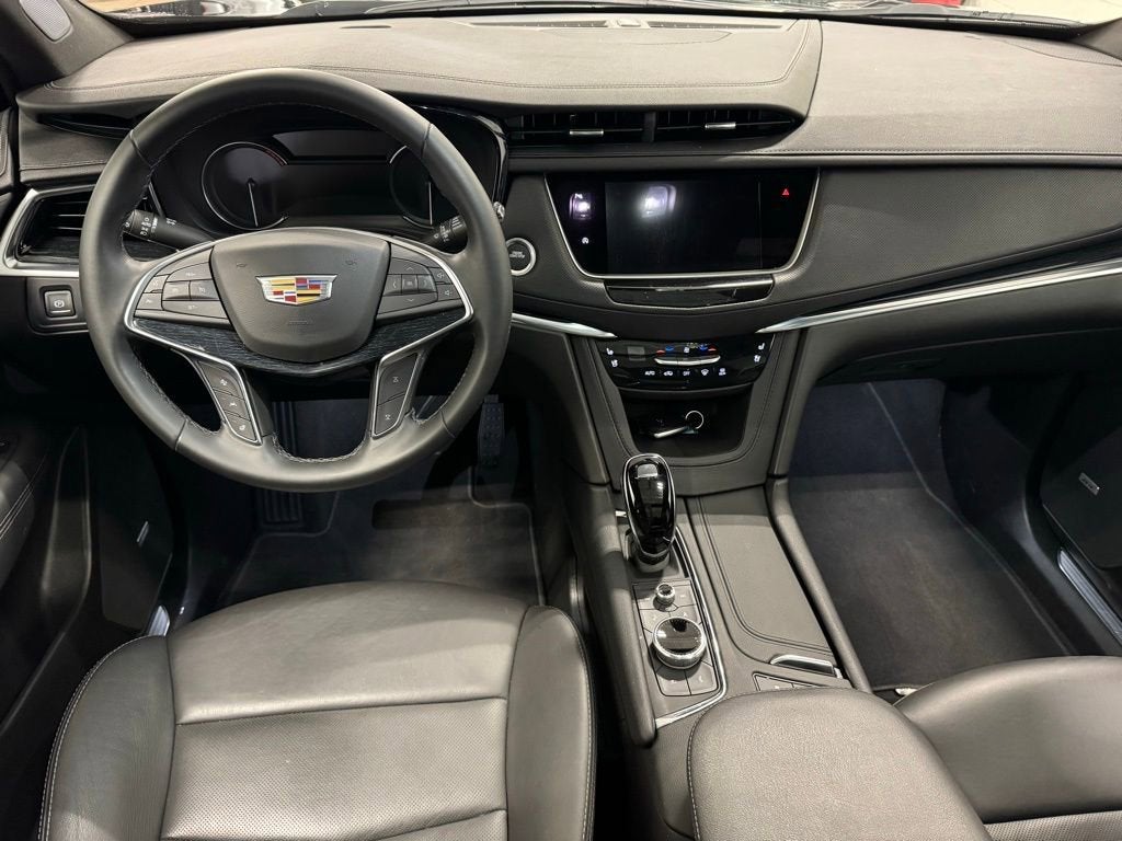 2025 Cadillac XT5 Premium Luxury