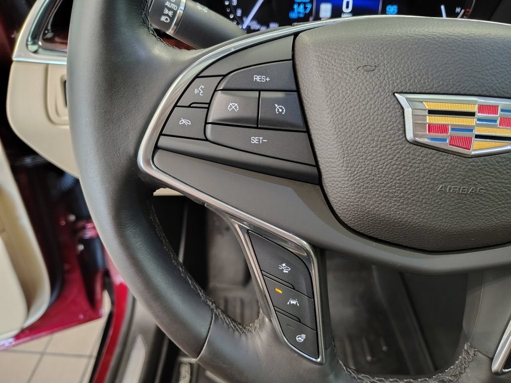 2017 Cadillac XT5 Premium Luxury AWD