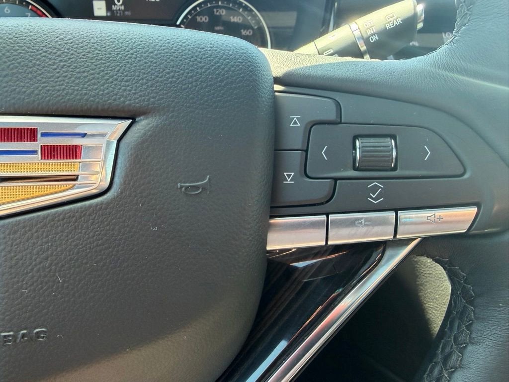 2025 Cadillac XT6 Premium Luxury