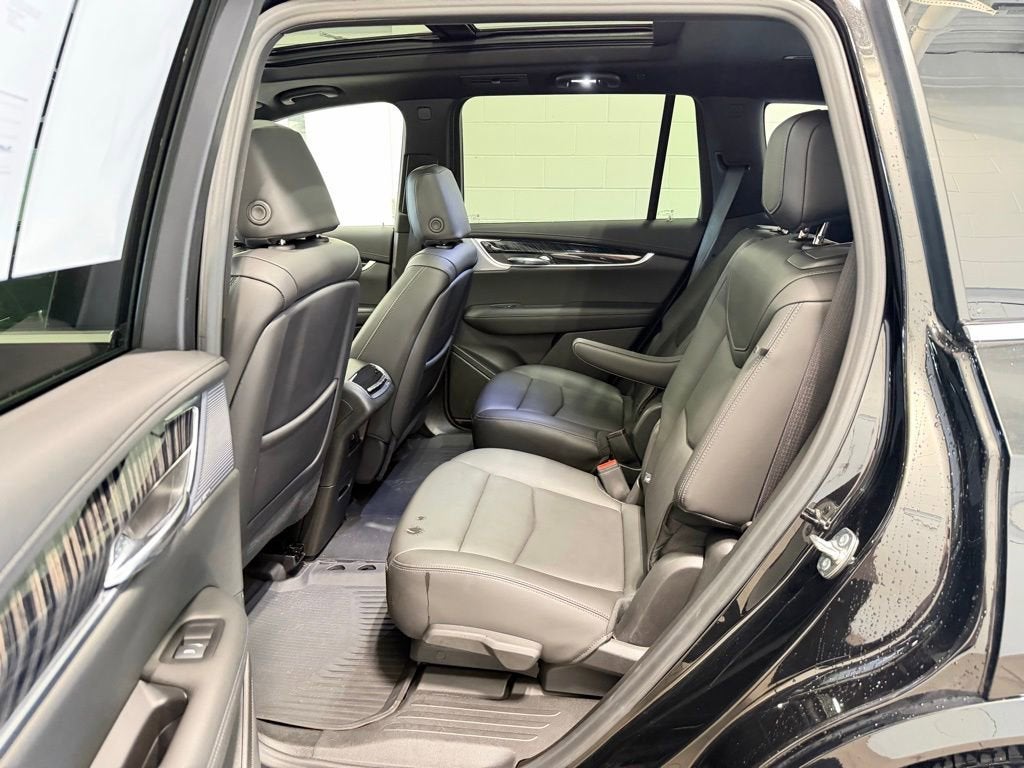 2025 Cadillac XT6 Premium Luxury