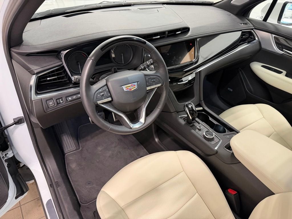 2025 Cadillac XT6 Sport