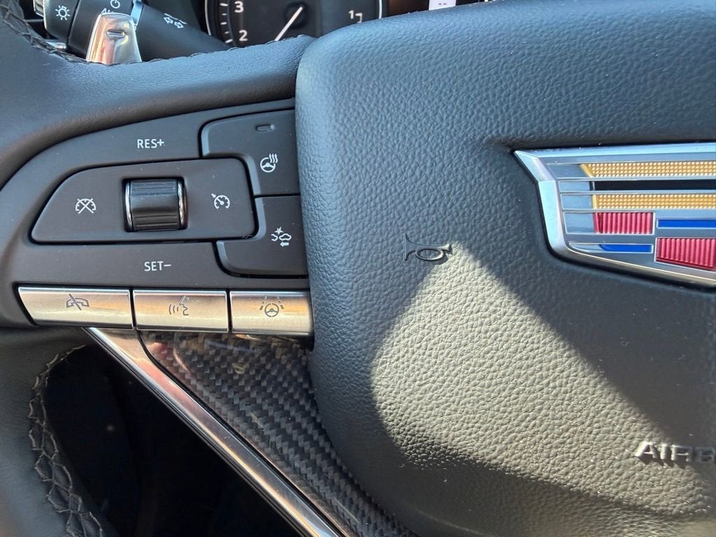 2025 Cadillac XT6 Sport