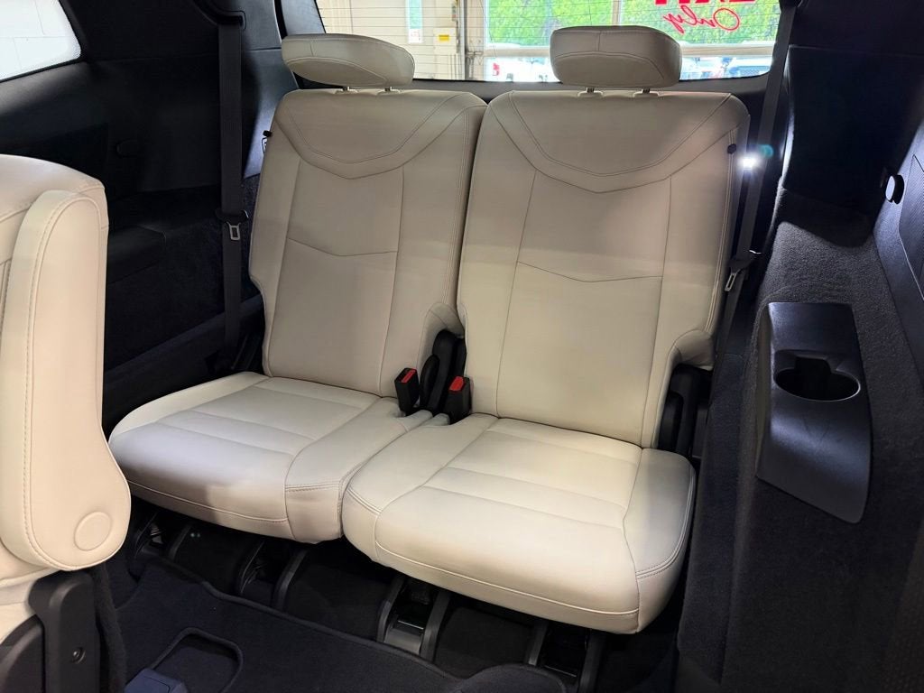 2025 Cadillac XT6 Sport