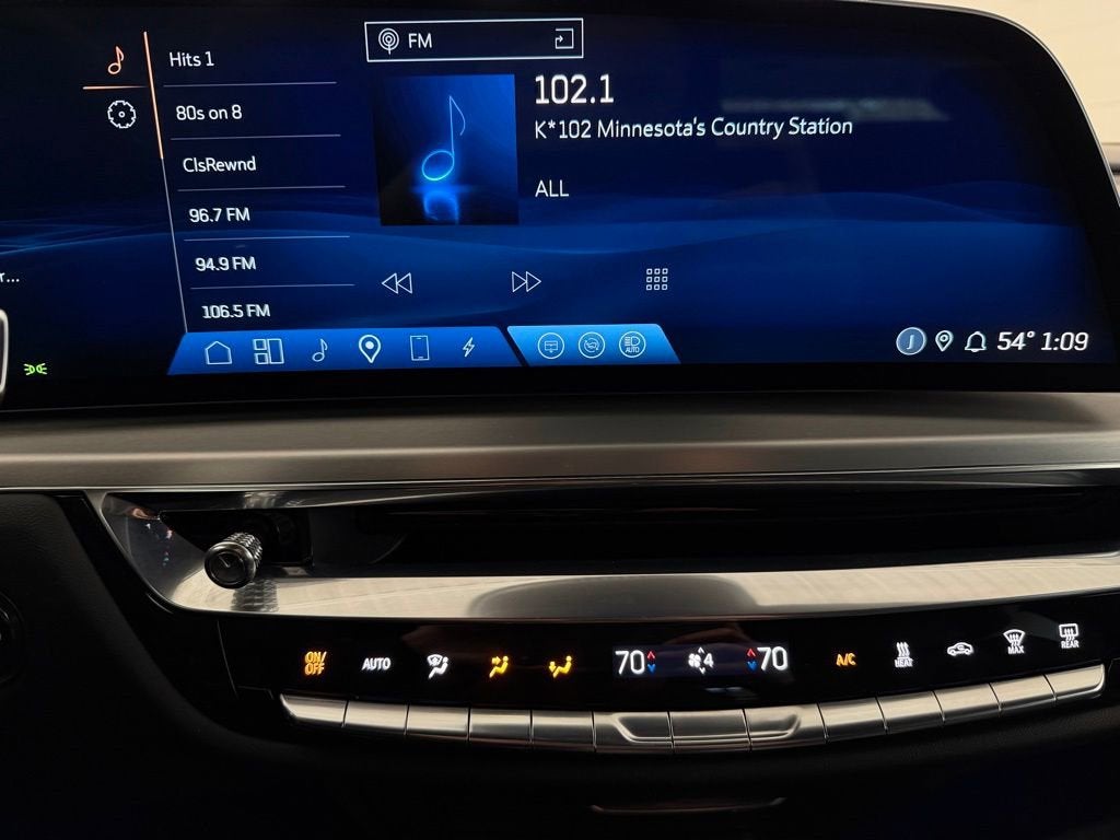 2023 Cadillac LYRIQ Luxury