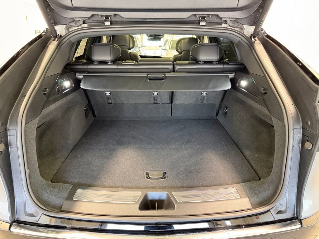 2023 Cadillac LYRIQ Luxury