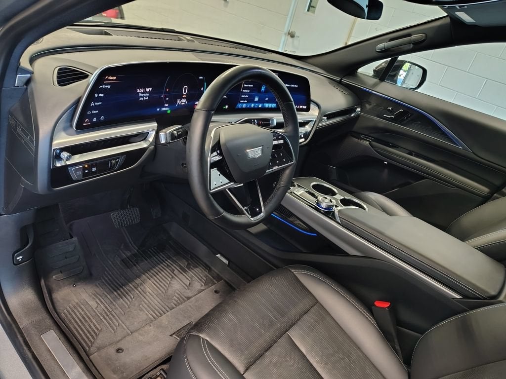 2024 Cadillac LYRIQ Sport 1