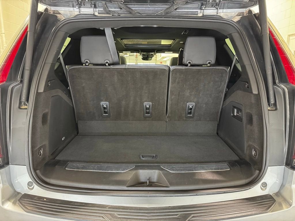 2024 Cadillac Escalade Sport