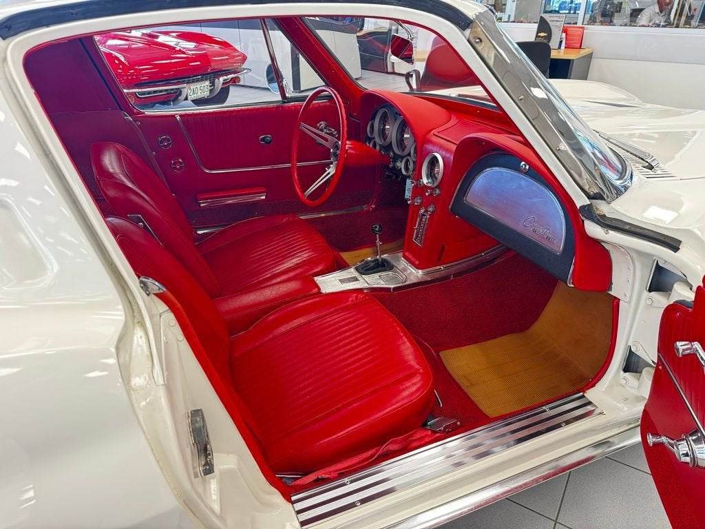 1963 Chevrolet CORVETTE Base
