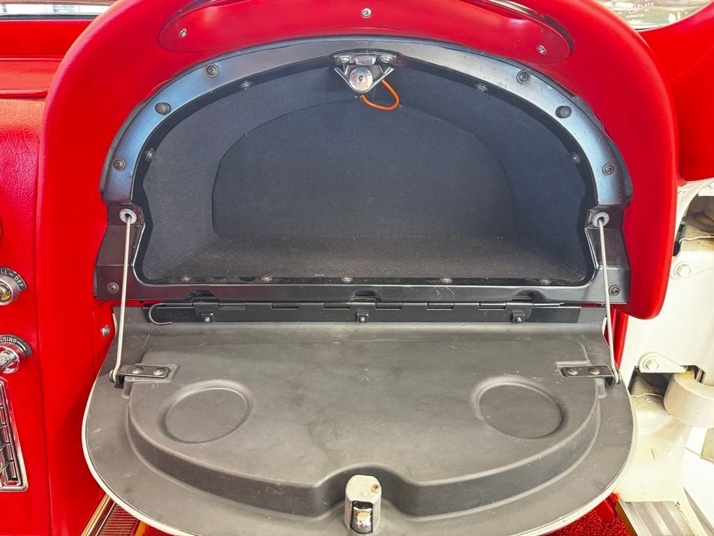 1963 Chevrolet CORVETTE Base