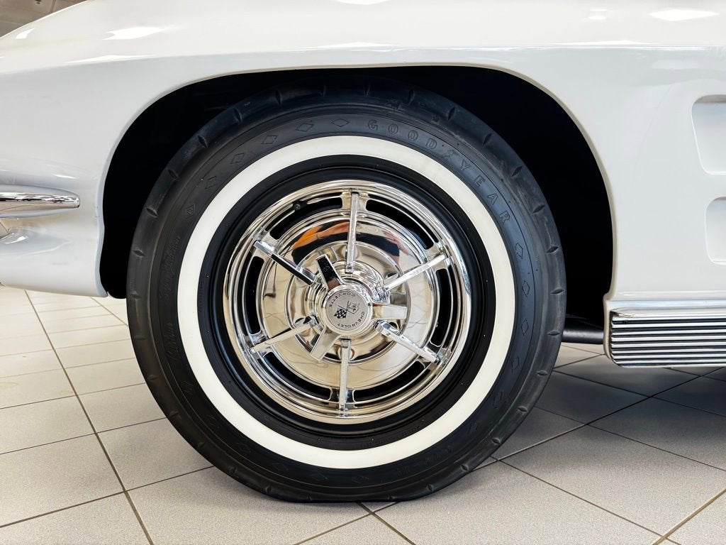 1963 Chevrolet CORVETTE Base