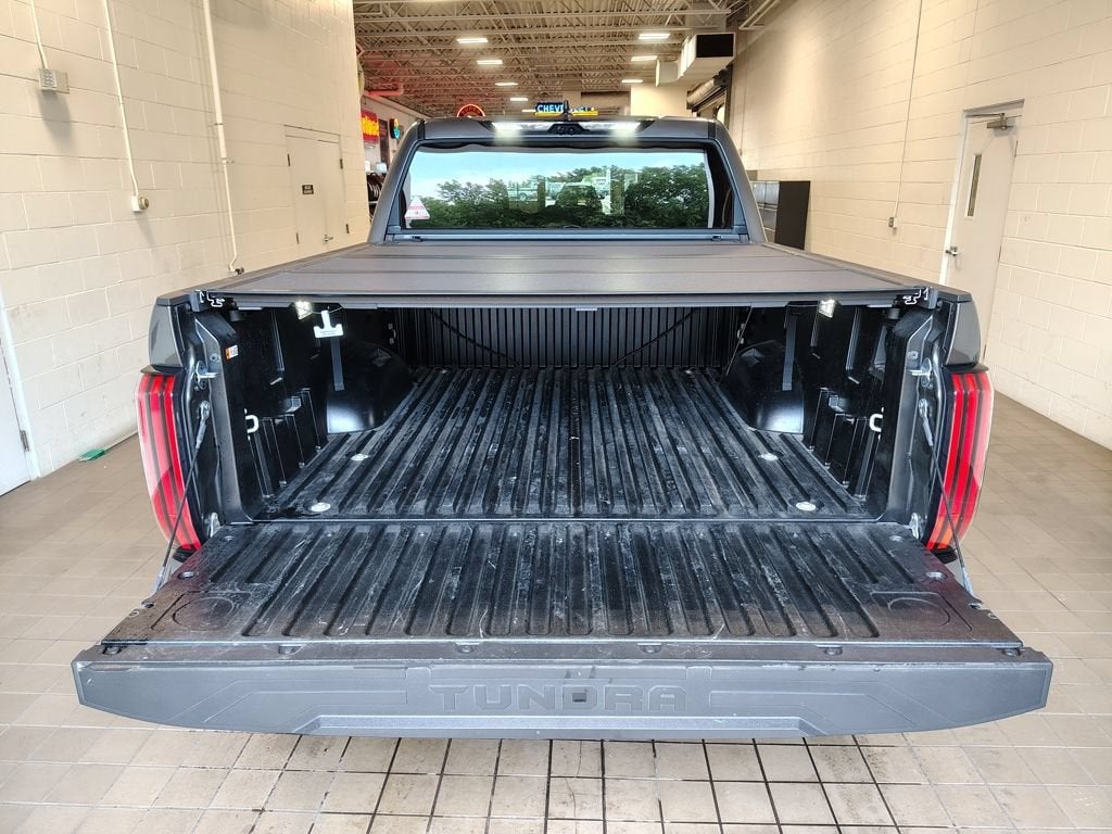 2025 Toyota Tundra 4WD SR5