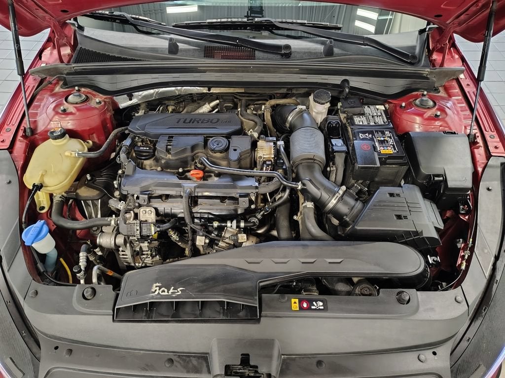 2022 Kia K5 GT-Line